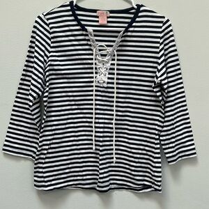 Pink striped medium length sleeved top